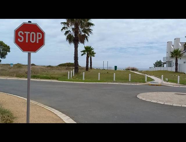 LAND FOR SALE IN SANDY POINT